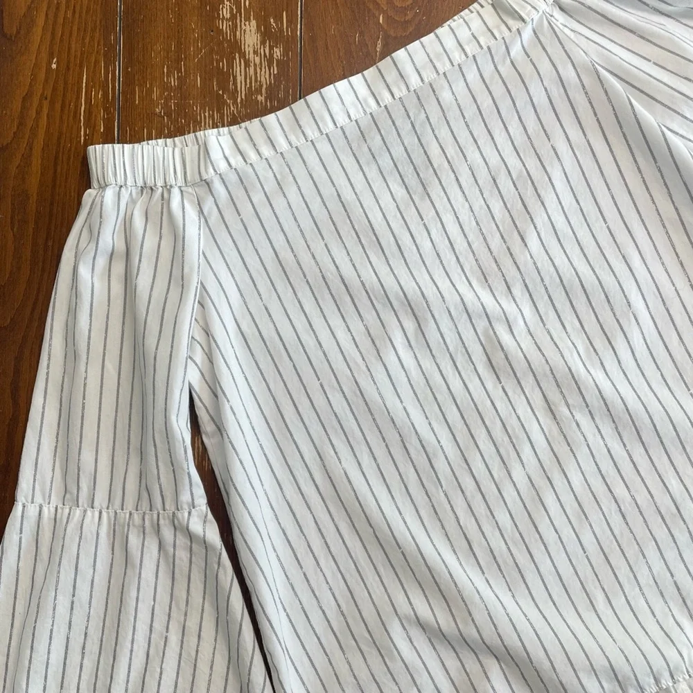 Calvin Klein Off-the-Shoulder Bell Sleeve Top - Picture 3 of 5